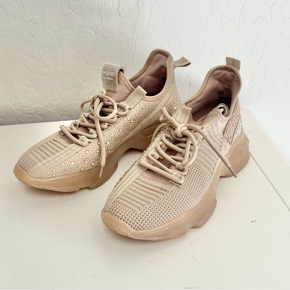 Steve Madden “Maxima” Blush Chunk Lace Up Sneakers with Embellishment, Size 11